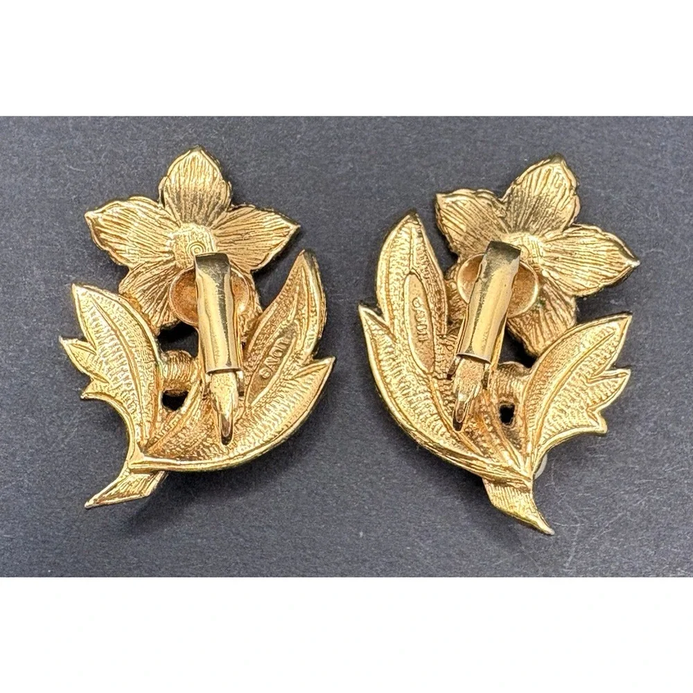 VTG Avon Christmas Holiday Poinsettia Brooch & Clip On Earrings Gold Silver Tone